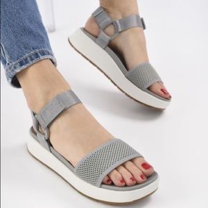 UGG Aissa Sandals
